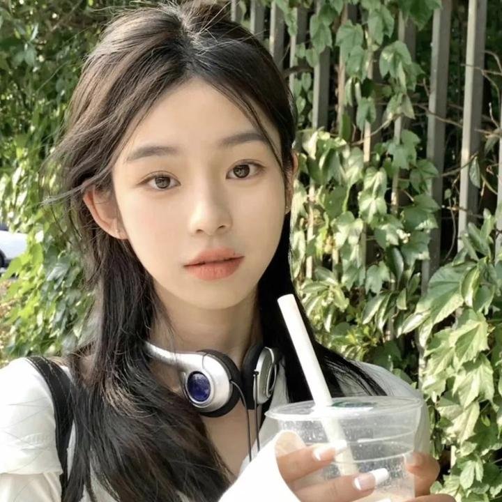 芭比姐妹与小马